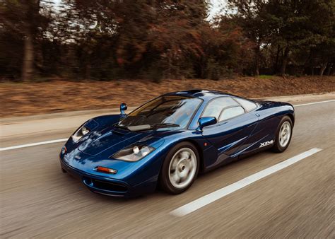 McLaren F1 automobilio nuotrauka