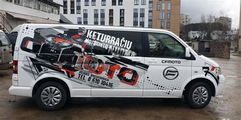 Automobilių apklijavimo pavyzdžiai (reklama, stilius, sportas)