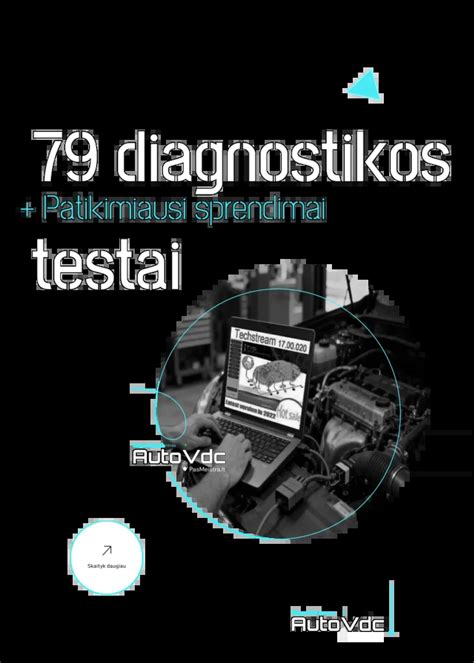 Autoelektrikas, dirbantis su diagnostine įranga prie automobilio