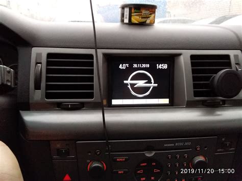 Interjero nuotrauka, akcentuojanti Opel Signum 