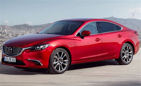 Mazda 6 Skyactiv-G variklio skyriaus nuotrauka