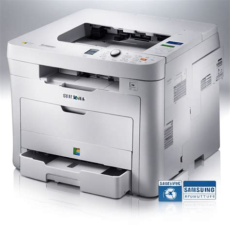 Infografika: „Opel Connect“ paslaugų paketų palyginimas ir pagrindinės funkcijos